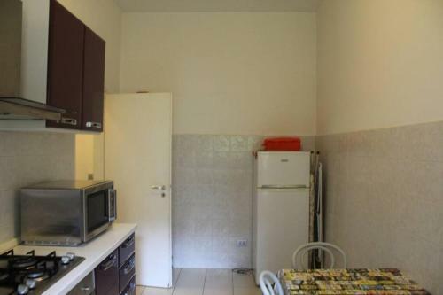 Simple & Comfortable Apartment Vicino Policlinico