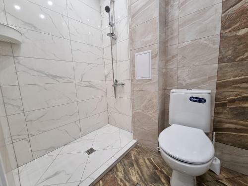 Luxury Two Bedroom Apartment With Free Parking