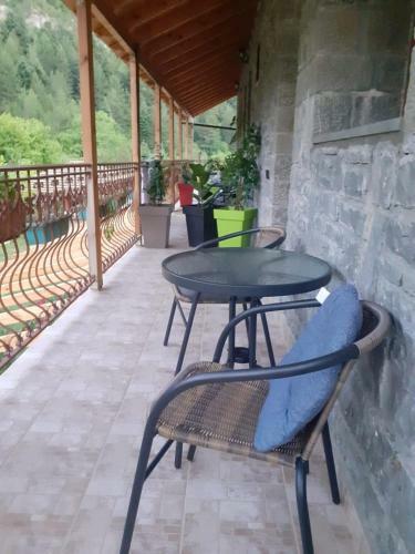 Hostal Bujtina Vila Dodo