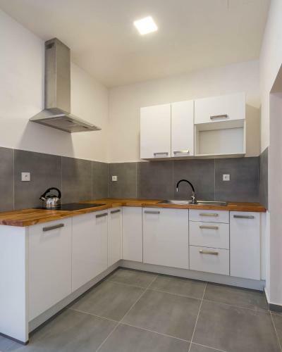 Apartm�ny Family Ar�na