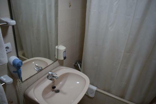 Hostal Juan De Austria I