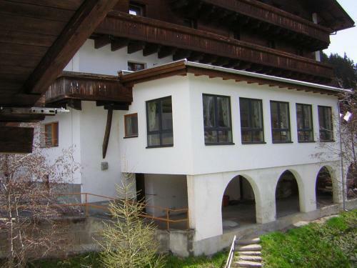 Hostal Gasthof Alpenrose