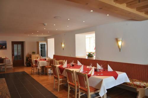 Hostal Gasthof Alpenrose