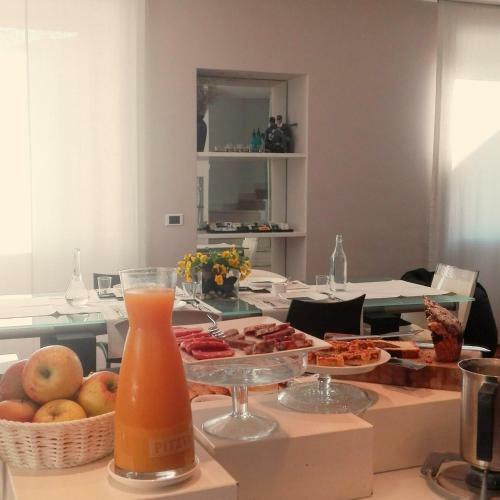 Bed & Breakfast Largo Fileni 7
