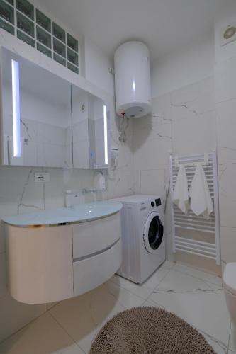 Comfy Apartment In City Center (Vienna Residence)