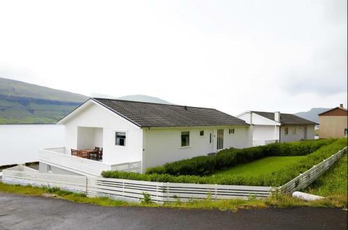 Apartamento Liljulon / First Floor / Views / Location