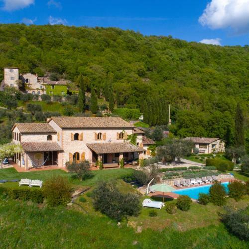 Farmhouse In Umbria