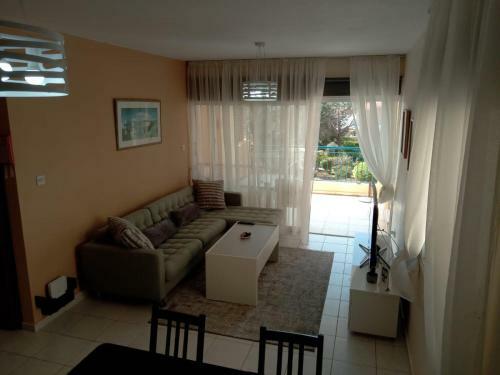 Modern Apartament 2 Rooms In Paphos