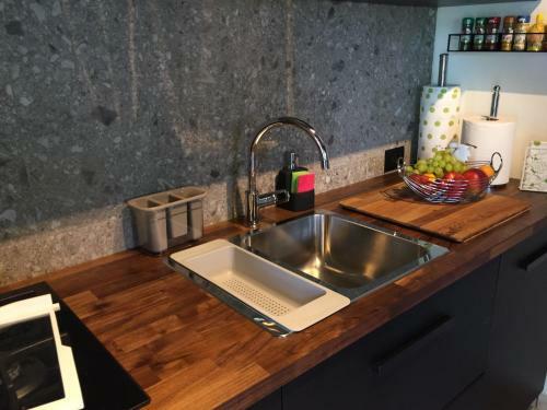 Il Balcone Fiorito Sul Garda - Celeste Apartment