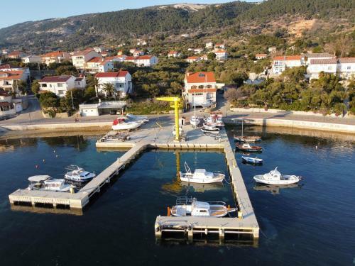 Apartmani Petra ?panjol