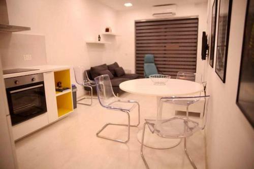 New And Modern Sliema 2 Bedroom Apartment