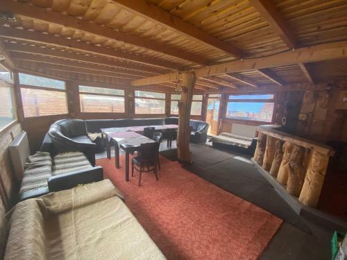 Hostal Acas? La Horea