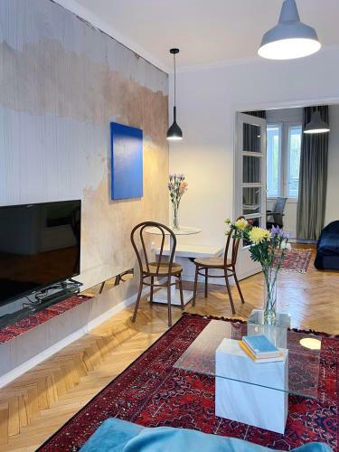 Apartamento Nest Retro - City Center
