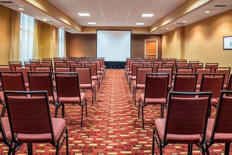 Hotel Courtyard By Marriott Sacramento Midtown