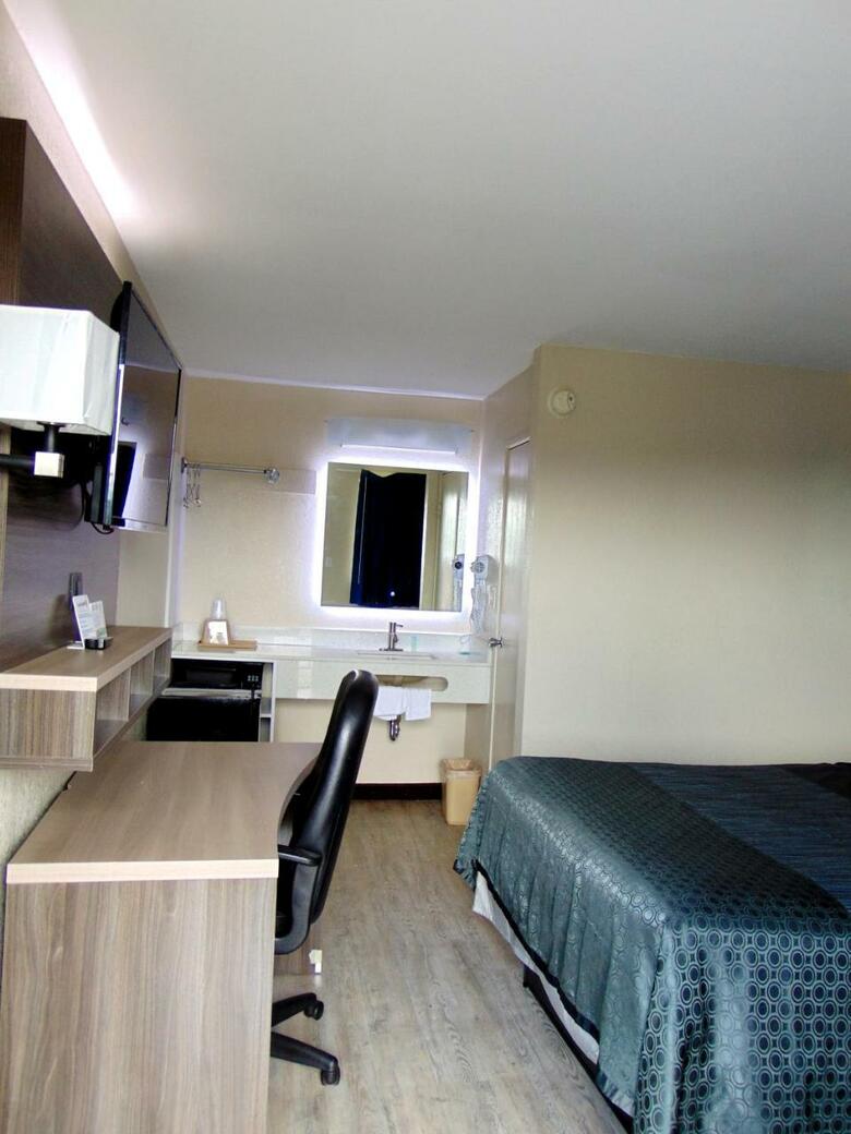 M-star Hotel