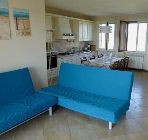 Casa Marel�