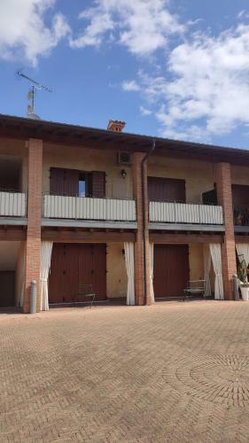 Casa Marel�