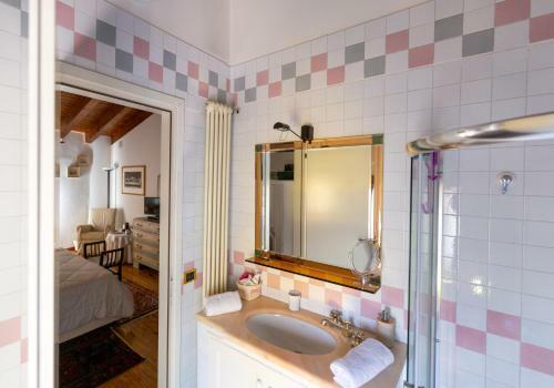Hostal Rosy25