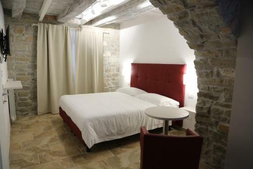 Hostal Montis Country & Charme