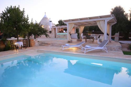 Villa Trullo Mil� With Pool