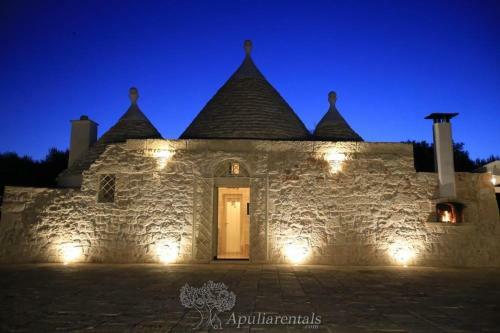 Villa Trullo Mil� With Pool