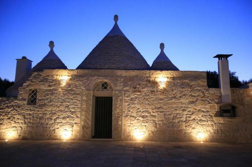 Villa Trullo Mil� With Pool