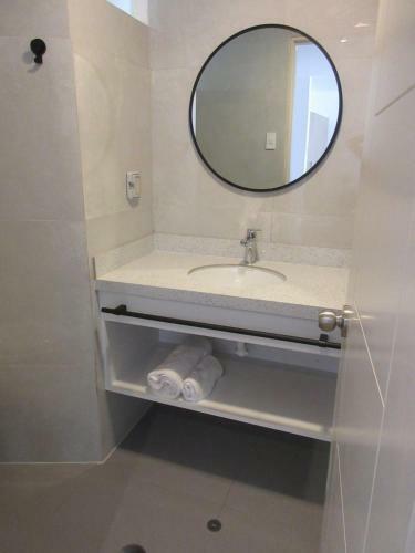 New And Central One-bedroom Studio Apartment