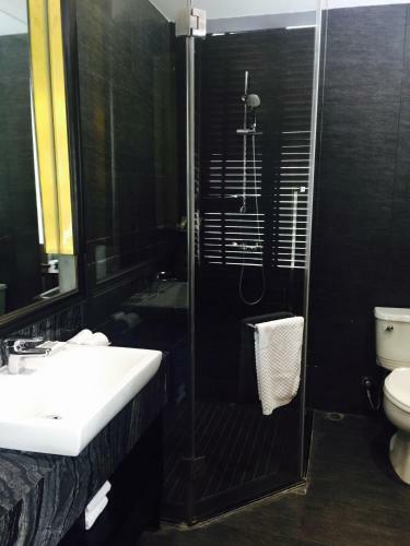 Wuhan Haiting Longan Hotel