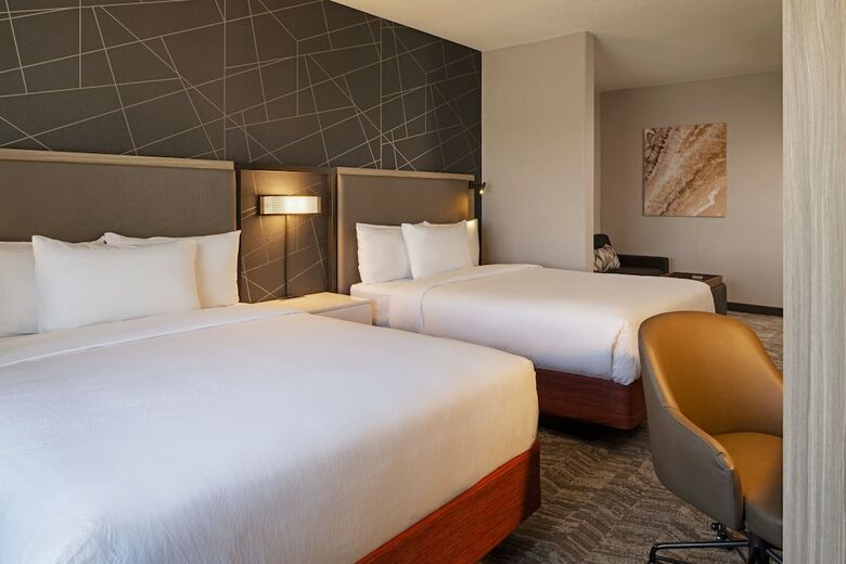 Hotel Comfort Suites Turlock