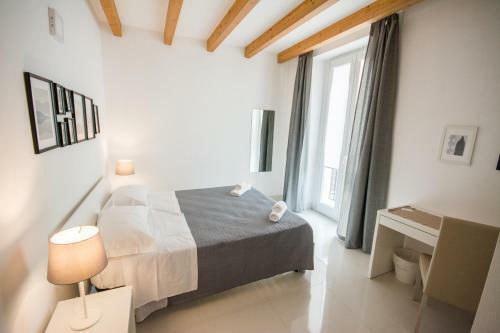 Hostal Palazzo Di Fazio Suites
