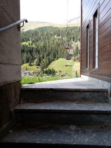 Apartamento Comodo Alloggio Con Accesso Diretto Alle Piste