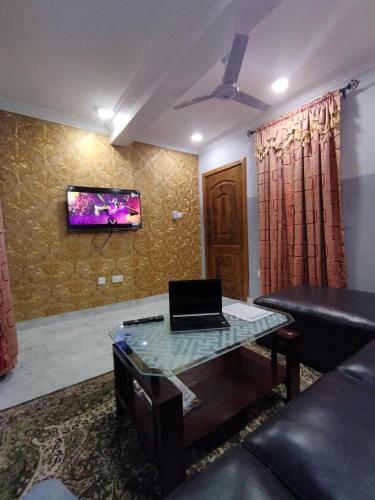 Comfortable 1 Bedroom Apartment In Accra