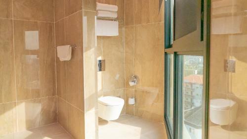 Star Land Hotel Bastos