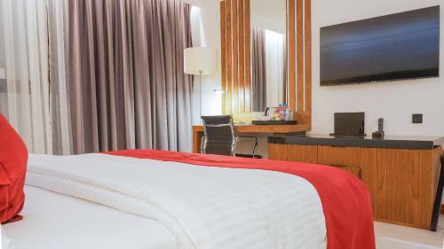Star Land Hotel Bastos