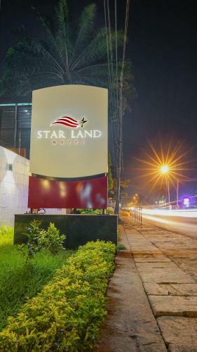 Star Land Hotel Bastos