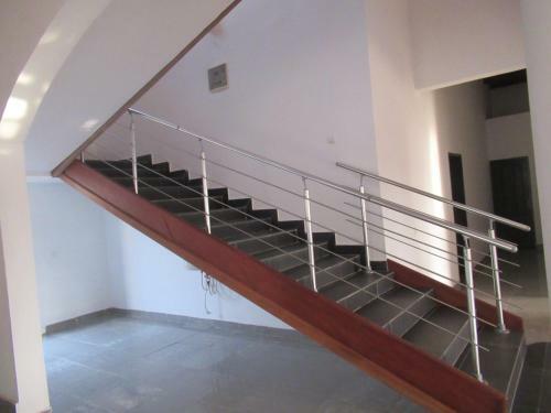 Villa � Odza Borne 12 A�roport A 10min