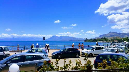 Apartamento Seafront House Gabbiano Blu