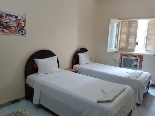 Jamaica Hotel Luxor