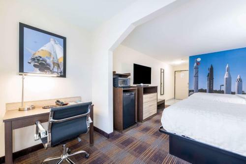 Hotel Baymont Inn & Suites - Madison
