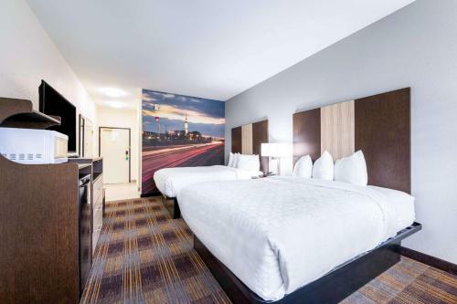 Hotel Baymont Inn & Suites - Madison