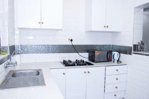Classy 3br Apartment In Athiriver