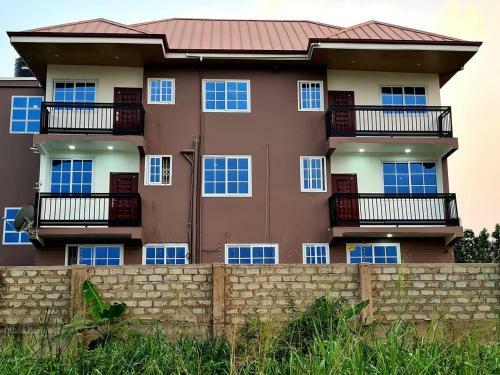 Beautiful 3-bed Apartment In Adenta Municipality