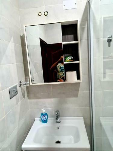 Beautiful 3-bed Apartment In Adenta Municipality