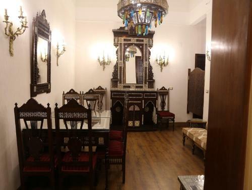 Royal Apartments Down Town In Cairo