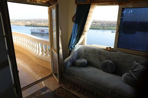 Apartamento Maadi, Direct Nile River View From All Rooms