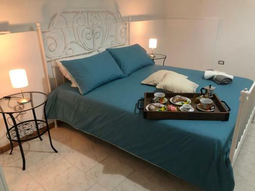 Mena Holiday House