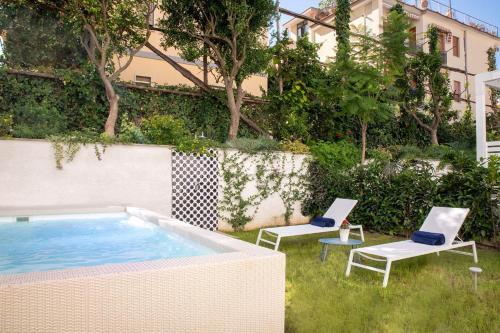 Apartamento Luxury Villa With Penthouse, Pools And Sea View