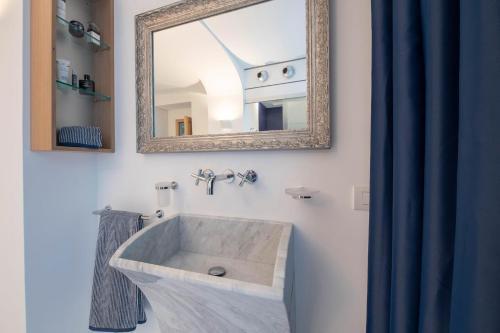 Apartamento Luxury Villa With Penthouse, Pools And Sea View