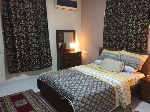 Hostal 112 Auc Residence