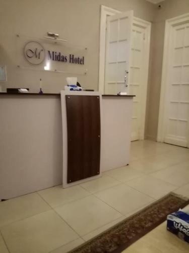 Midas Hotel